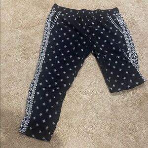 Old Navy Black and Gray Patterned Pants